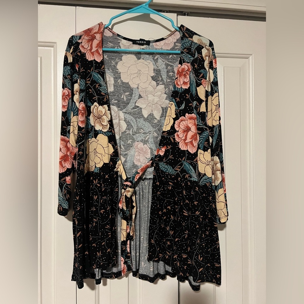 Torrid 3/4 Sleeve Tie-Front Coverup